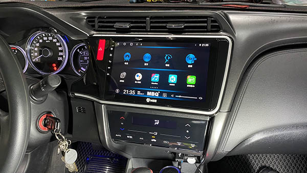 HONDA City / 14~/ 10吋