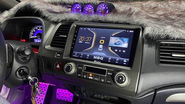 HONDA Civic 8代 (K12) / 06-11 / 9