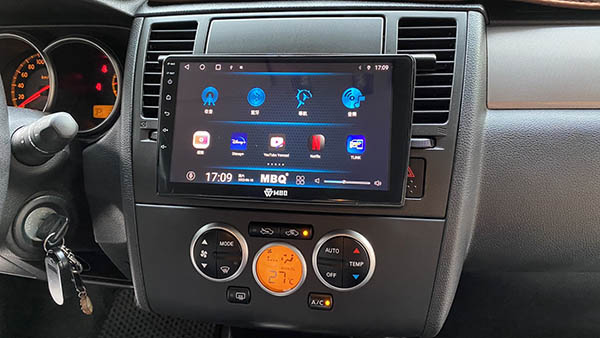 NISSAN TIIDA / 08-12 / 9