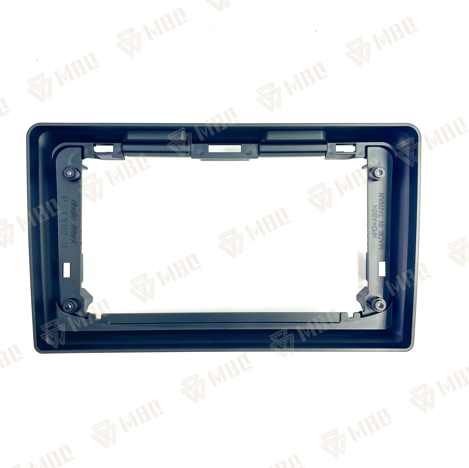 TOYOTA YARIS / 06-13 / 9